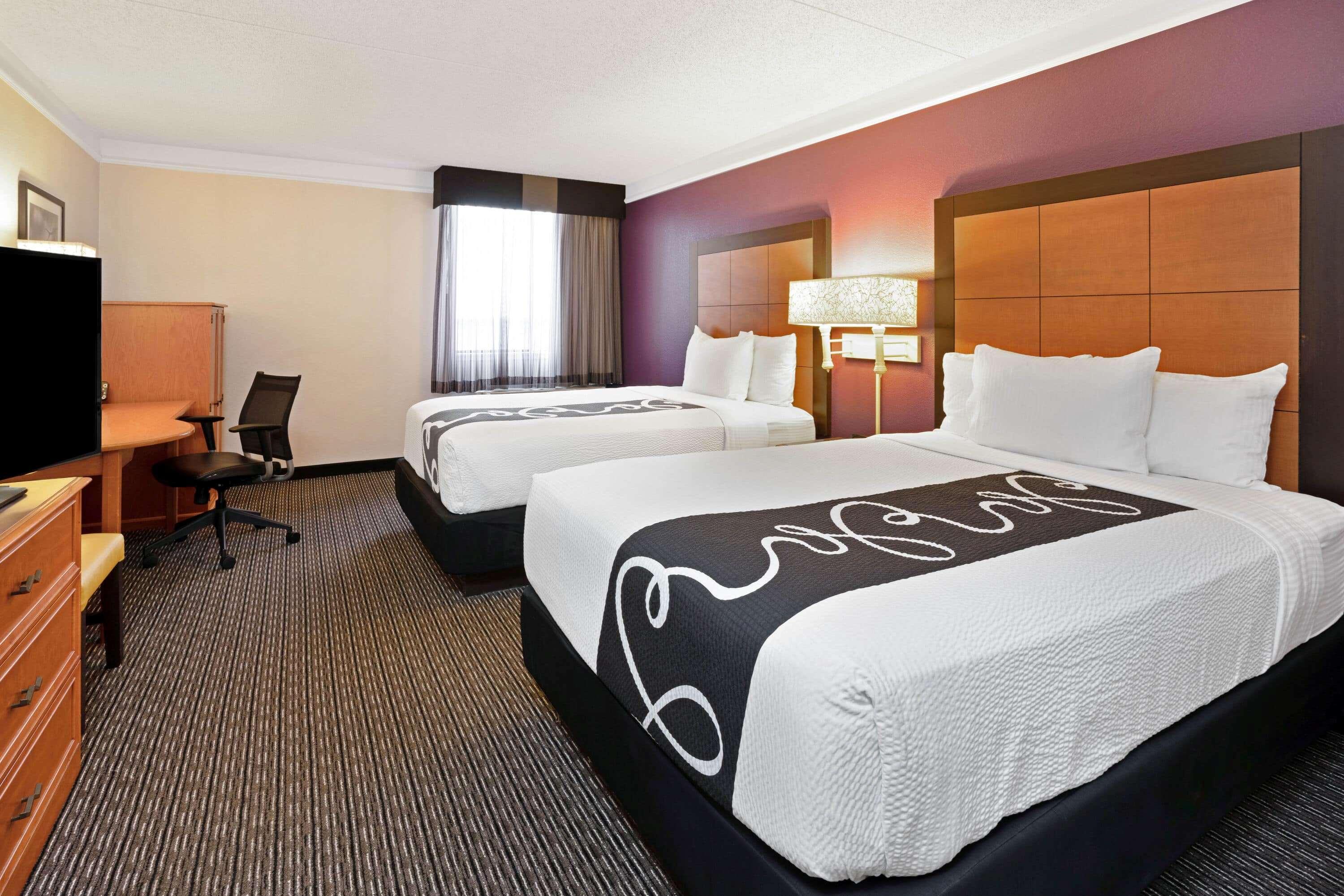 La Quinta By Wyndham Tacoma - Seattle Hotel Exterior foto