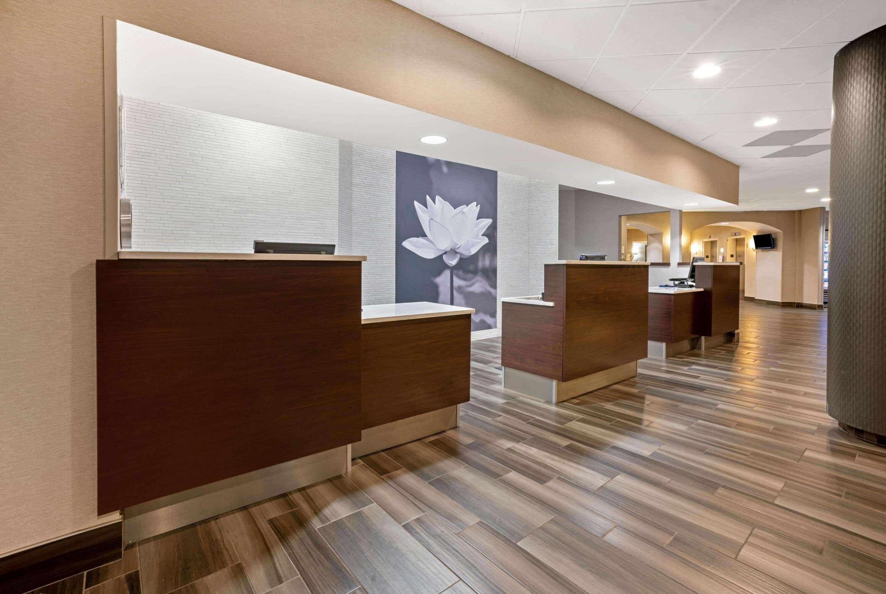 La Quinta By Wyndham Tacoma - Seattle Hotel Exterior foto