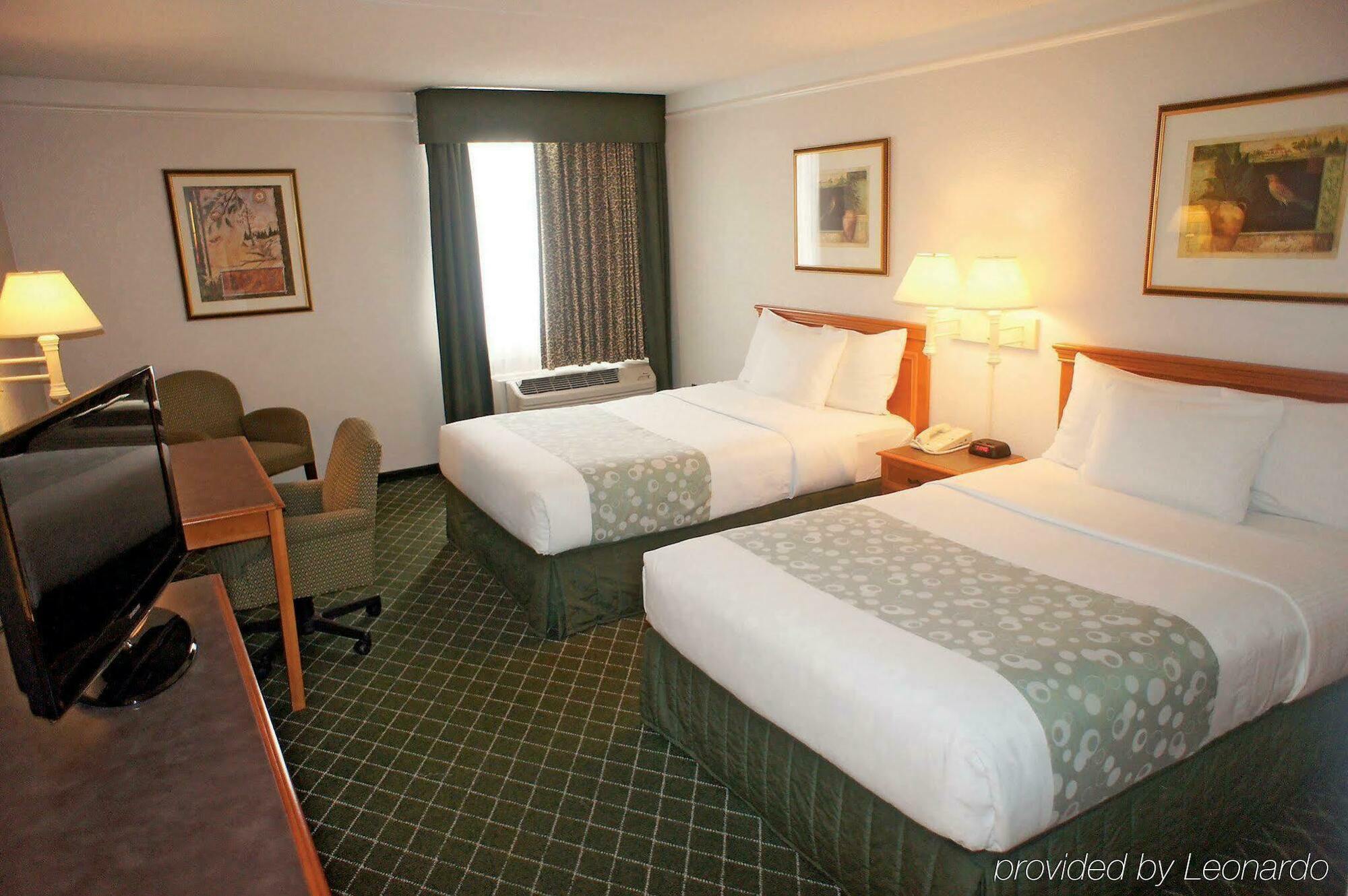 La Quinta By Wyndham Tacoma - Seattle Hotel Exterior foto